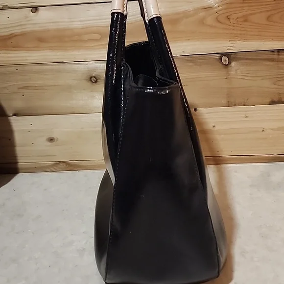 Kate Spade Bag - Picture 6 of 10